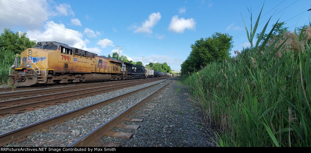 CSX B779-11